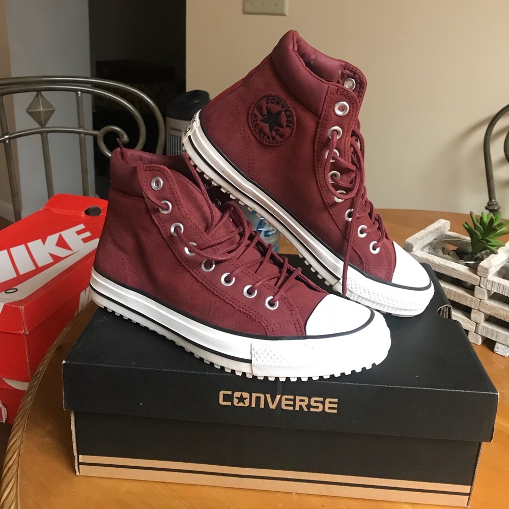 Converse boot/sneaker high tops